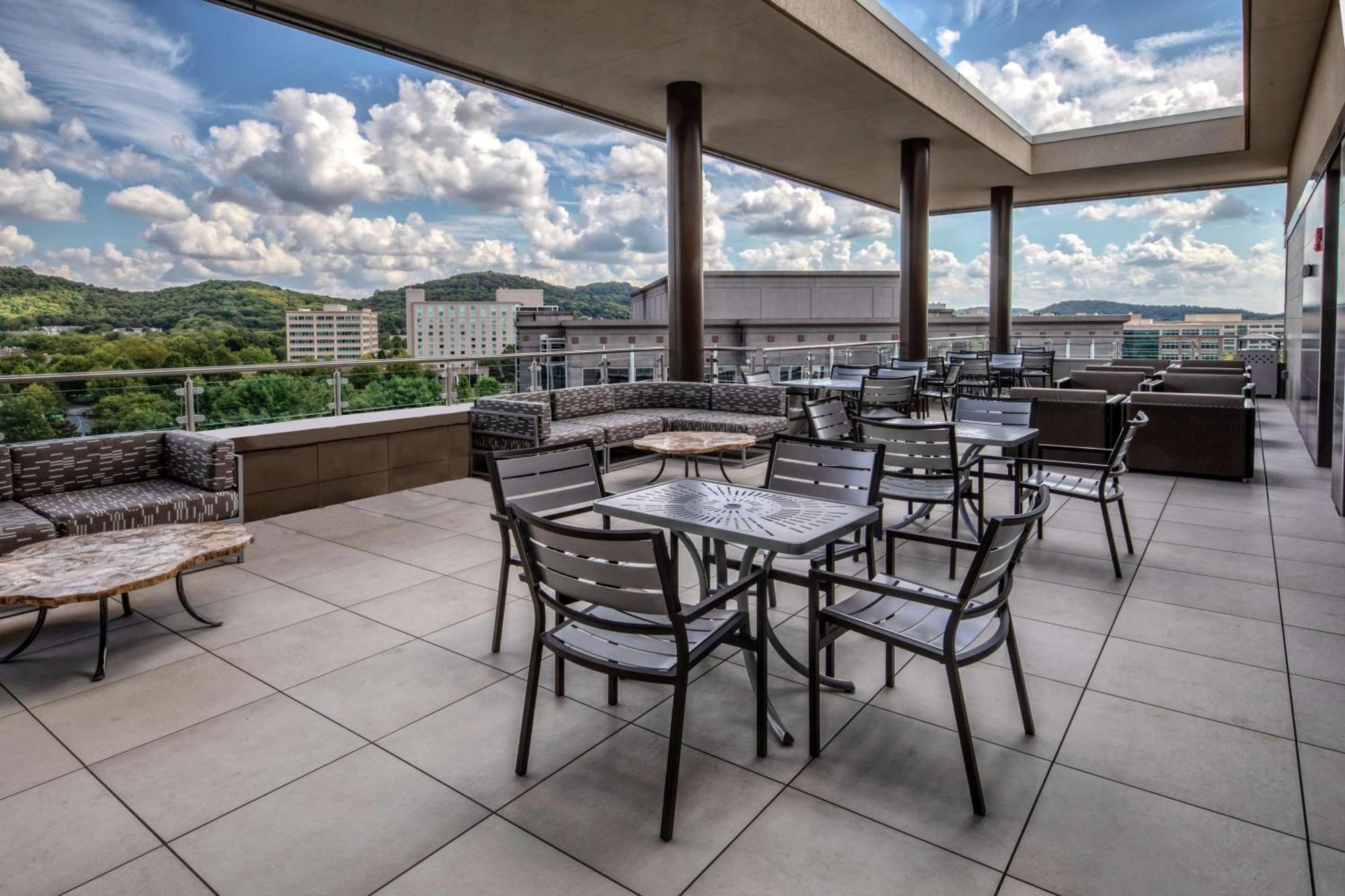 Hilton Franklin Cool Springs Hotel Exterior photo